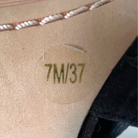 New Vince Camuto Conley Buckle Open Toe Bootie Size 7 Black Suede Stacked Heel - Picture 12 of 16